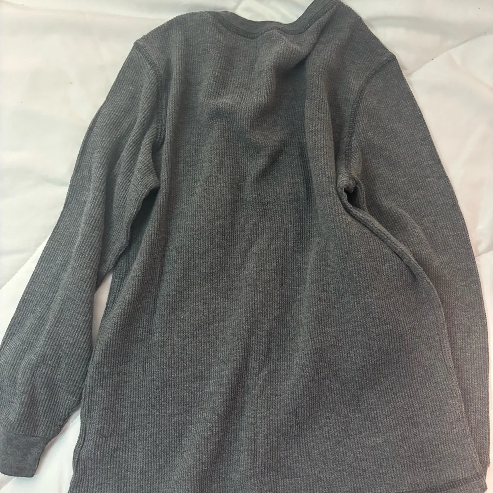 Old Navy Gray Henley Shirt with 3 buttons- size medium 8